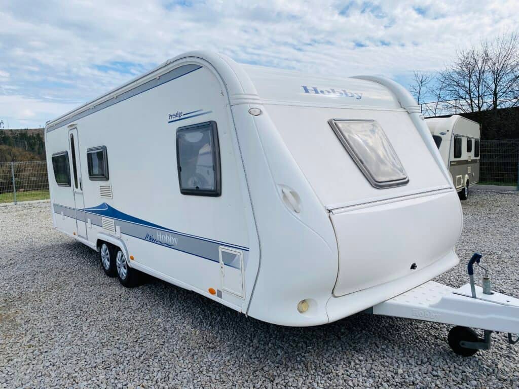 "Karavan Hobby 650 – ideální volba pro komfortní rodinné cestování"