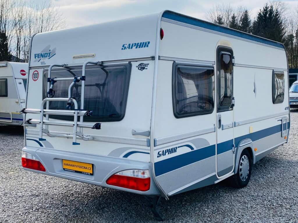 "Karavan Fendt Saphir 470 – ideální volba pro komfortní rodinné cestování"