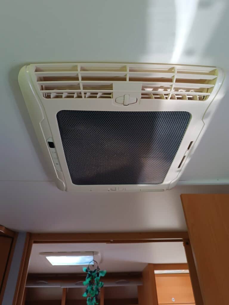 Dethleffs Camper 590