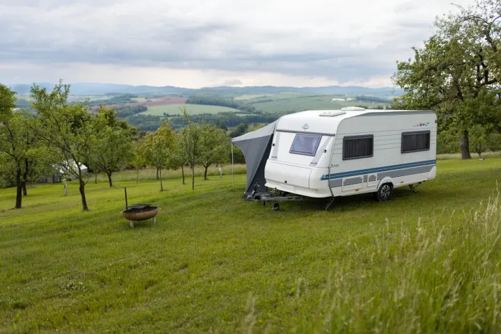 Výhody a nevýhody cestování karavanem – vyplatí se to? cestovani karavanem 11zon 1