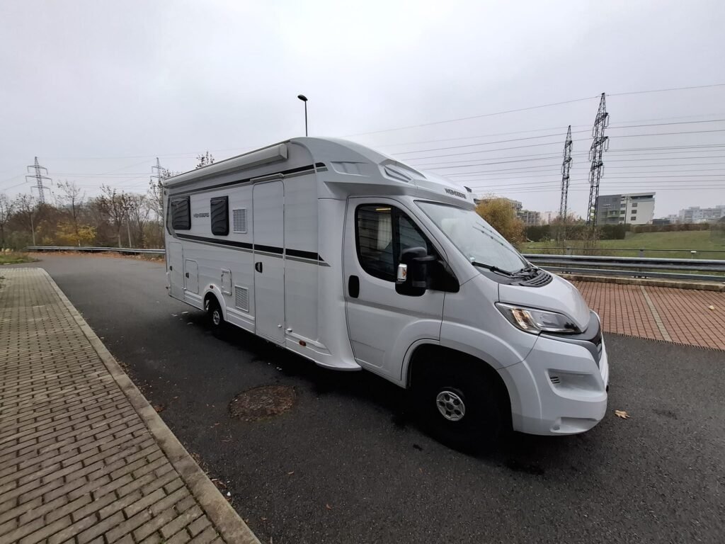 Obytné auto Weinsberg, moderní design, ideální pro dobrodružství na cestách. Skvělý společník na dovolenou.