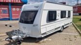 Karavan Fendt Bianco 550, moderní design a prostorné interiéry pro pohodlné cestování. Ideální na víkendové výlety!